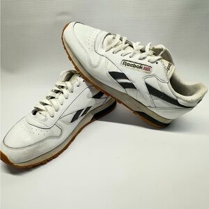 Reebook White size 11